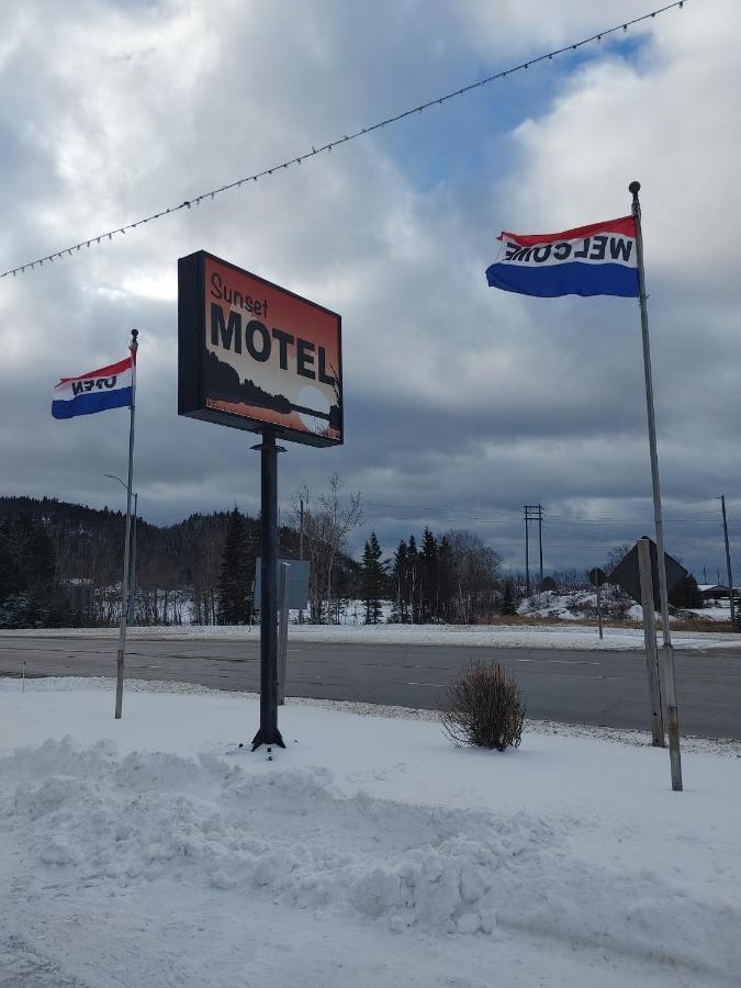 Sunset Motel Schreiber 外观 照片
